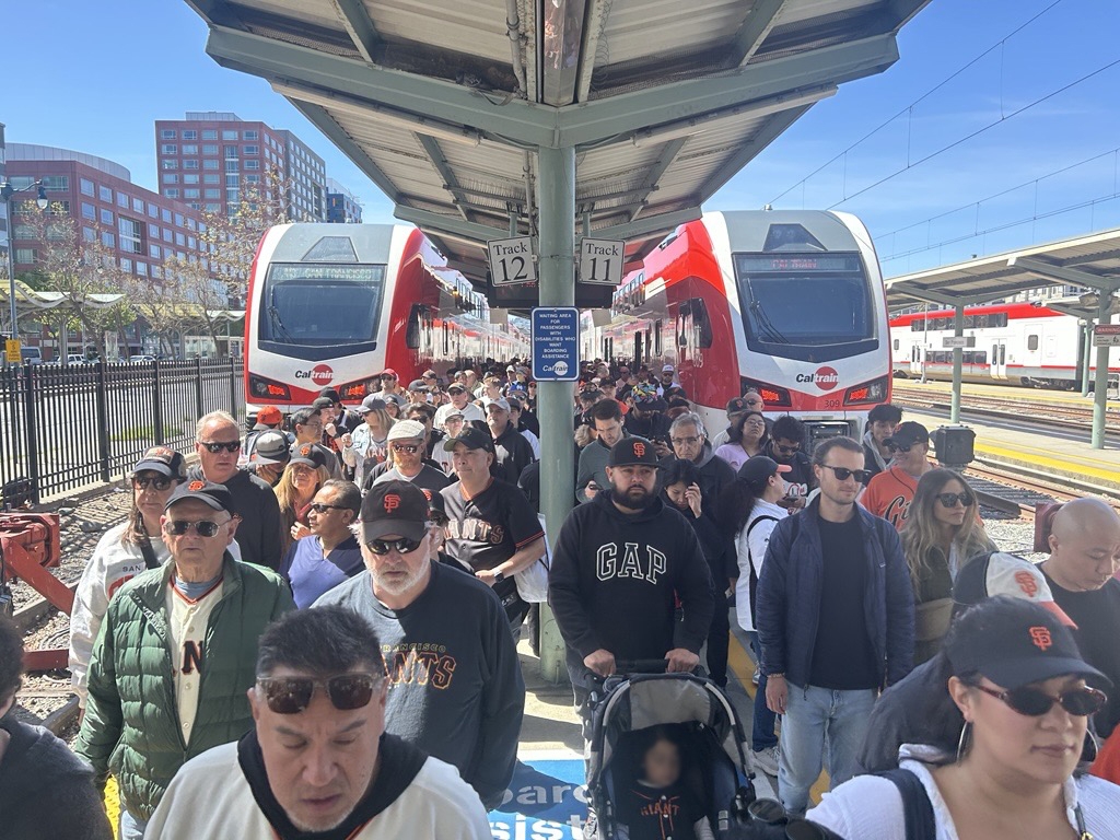 Giants fans pour off of Caltrain in massive numbers